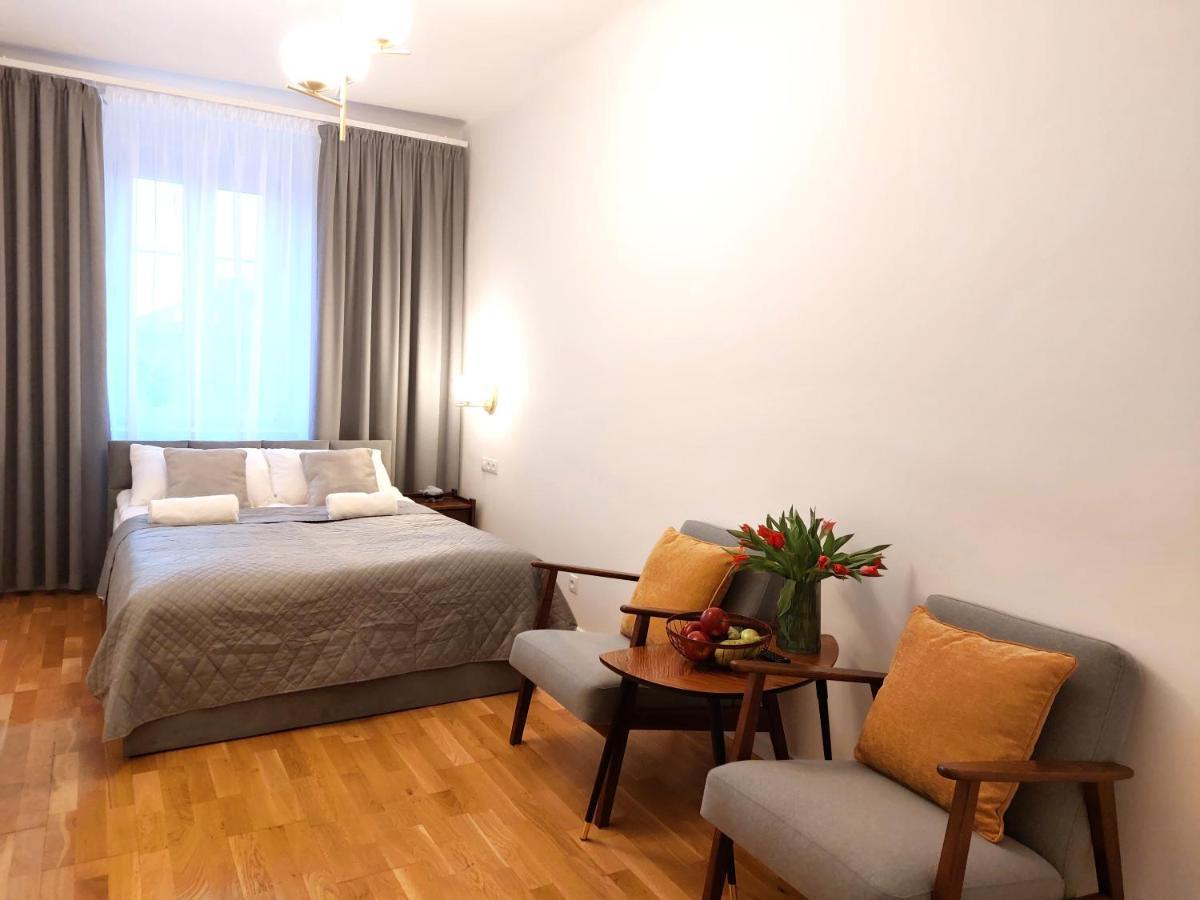 Unique Style Apartments Old Town - 25 Min From The Airport - By Homelike Kraków Exteriör bild