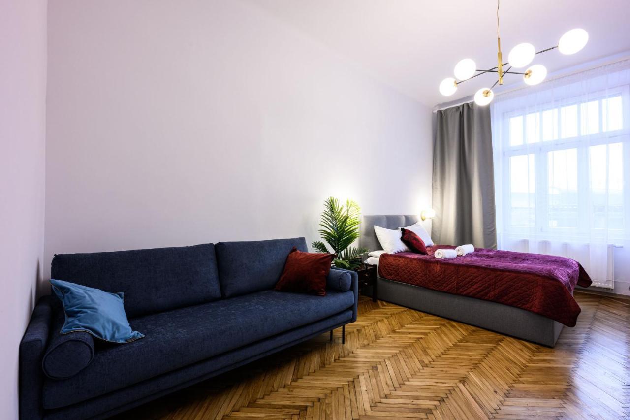 Unique Style Apartments Old Town - 25 Min From The Airport - By Homelike Kraków Exteriör bild