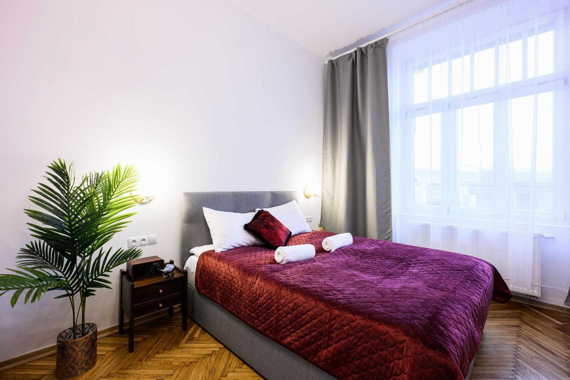 Unique Style Apartments Old Town - 25 Min From The Airport - By Homelike Kraków Exteriör bild