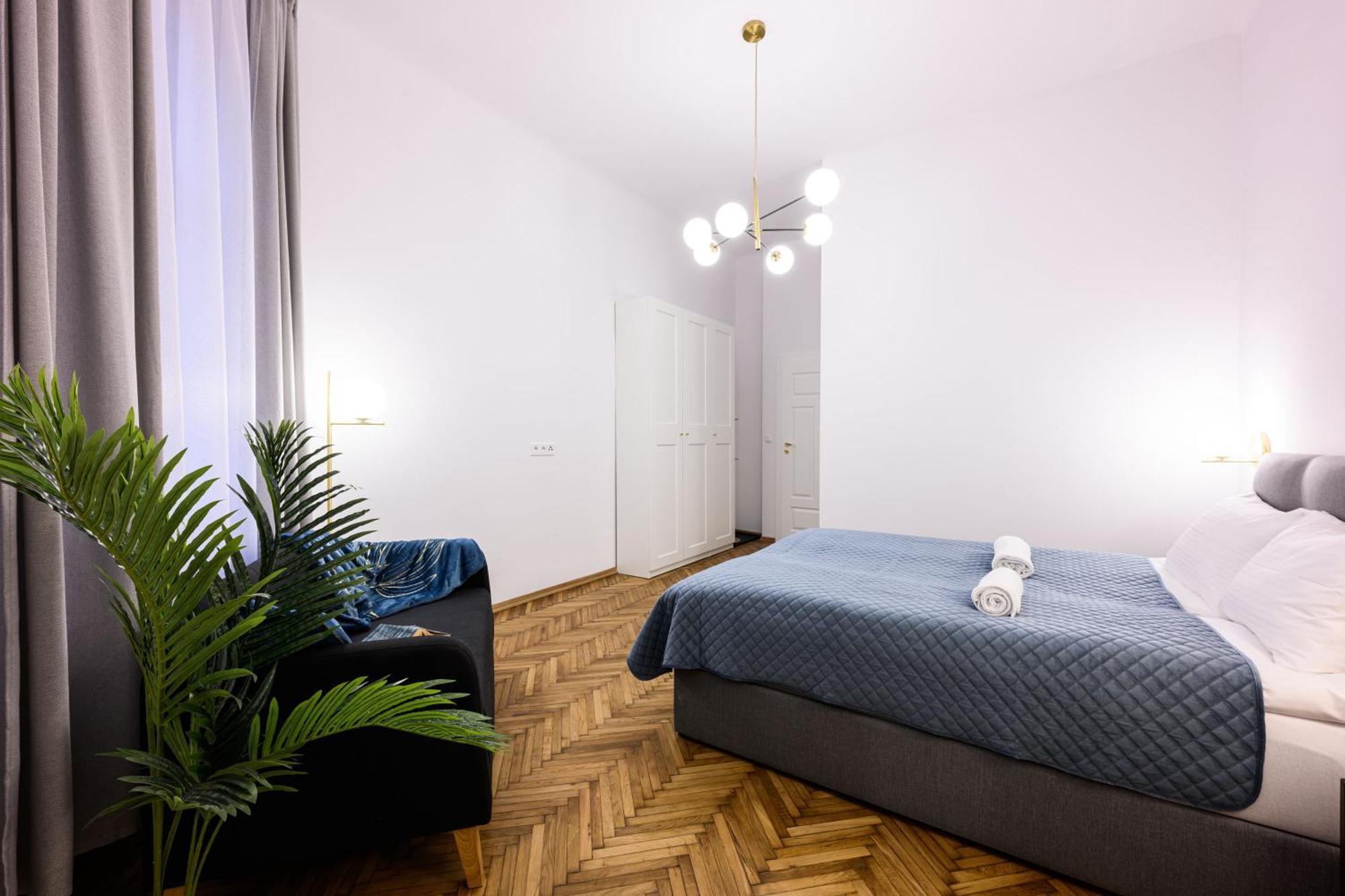 Unique Style Apartments Old Town - 25 Min From The Airport - By Homelike Kraków Exteriör bild