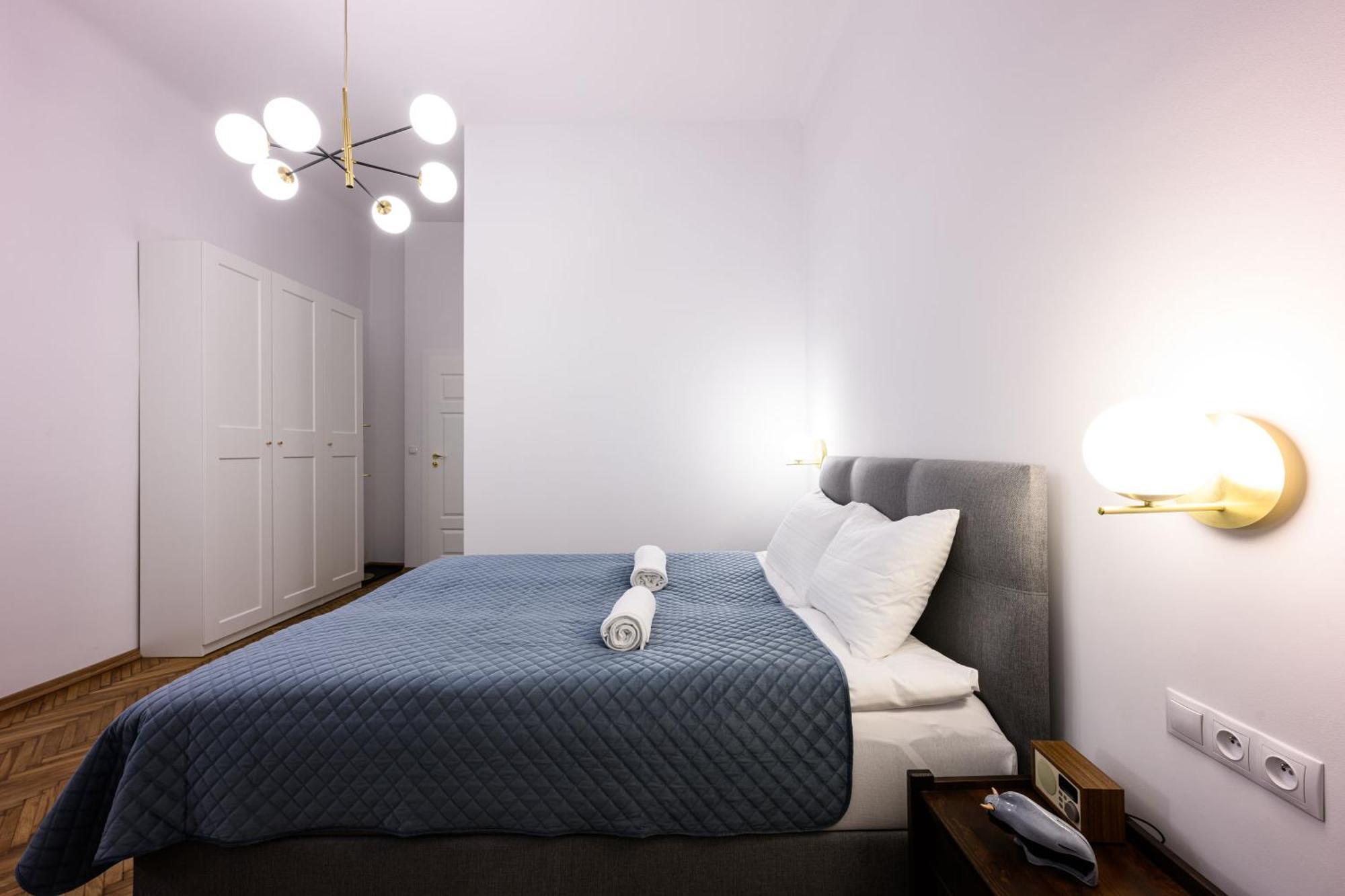 Unique Style Apartments Old Town - 25 Min From The Airport - By Homelike Kraków Exteriör bild