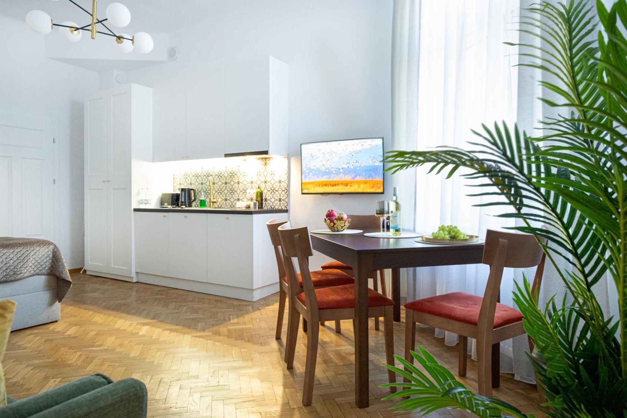Unique Style Apartments Old Town - 25 Min From The Airport - By Homelike Kraków Exteriör bild